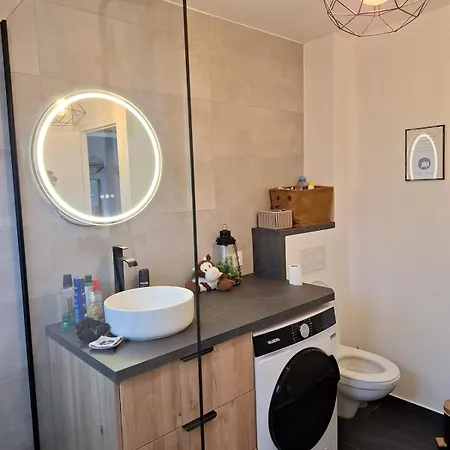 - Chez Antoine Et Eva Apartment Angers